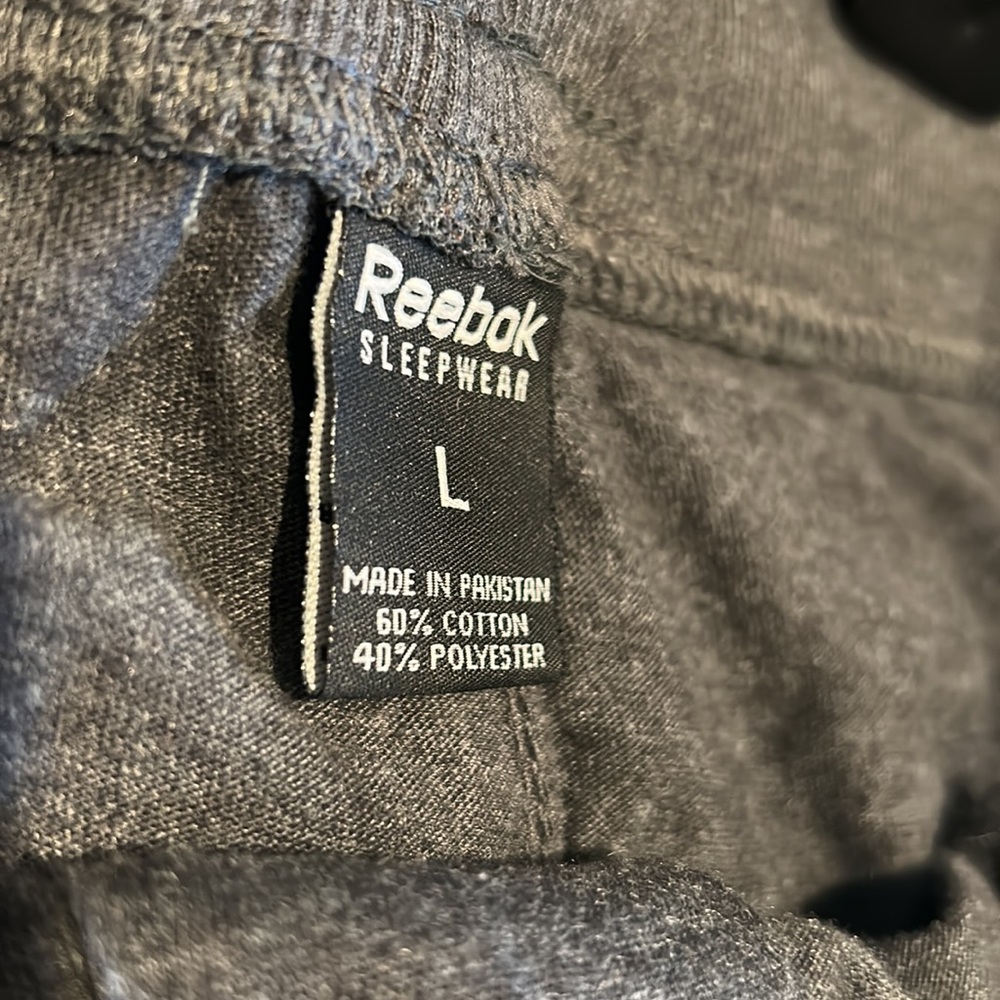Reebok jogger sleepwear - Picture 4 of 4